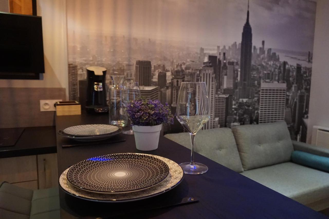 Appart Chic & Moderne Avec Balcon La Roche-sur-Yon Ngoại thất bức ảnh